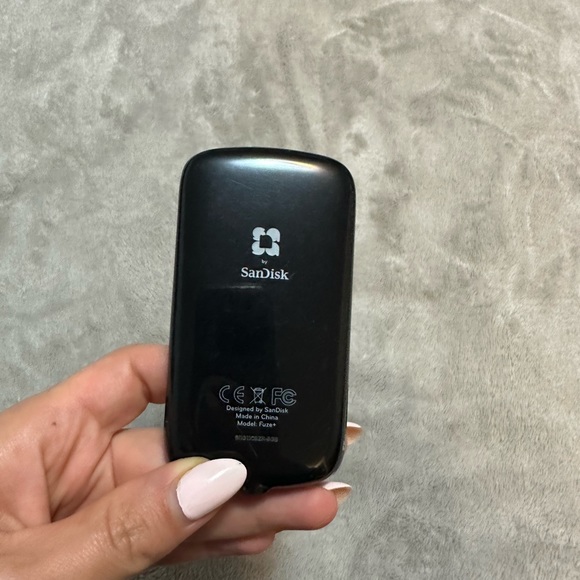 Sansa mp3 player - Picture 6 of 6